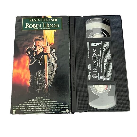 Robin Hood: Prince of Thieves VHS Tape Classic Action Adventure Kevin Costner - Picture 1 of 7
